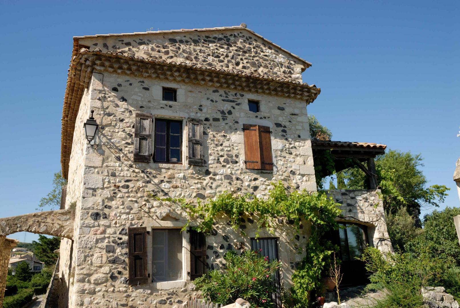 lp_support-shutterstock Construction de maison, La Saline